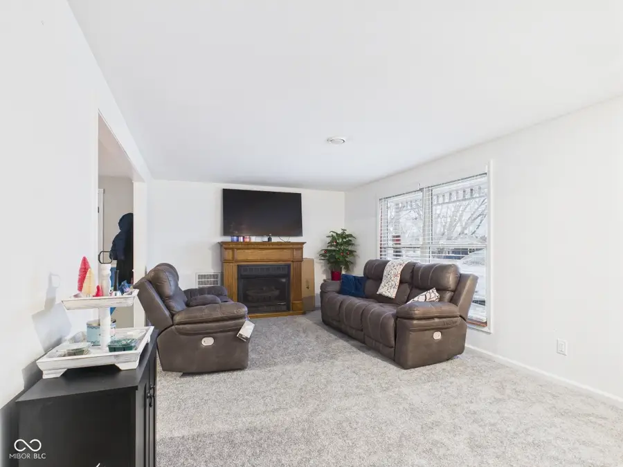 114 Bess Boulevard, Pendleton, IN 46064 - Image #3