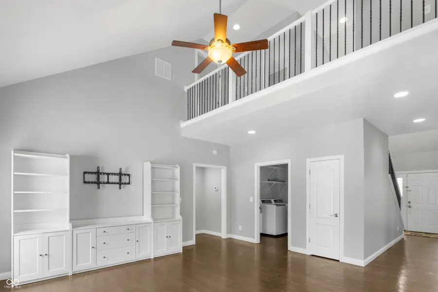 6206 Regency Drive, Columbus, IN 47203 - Image #2