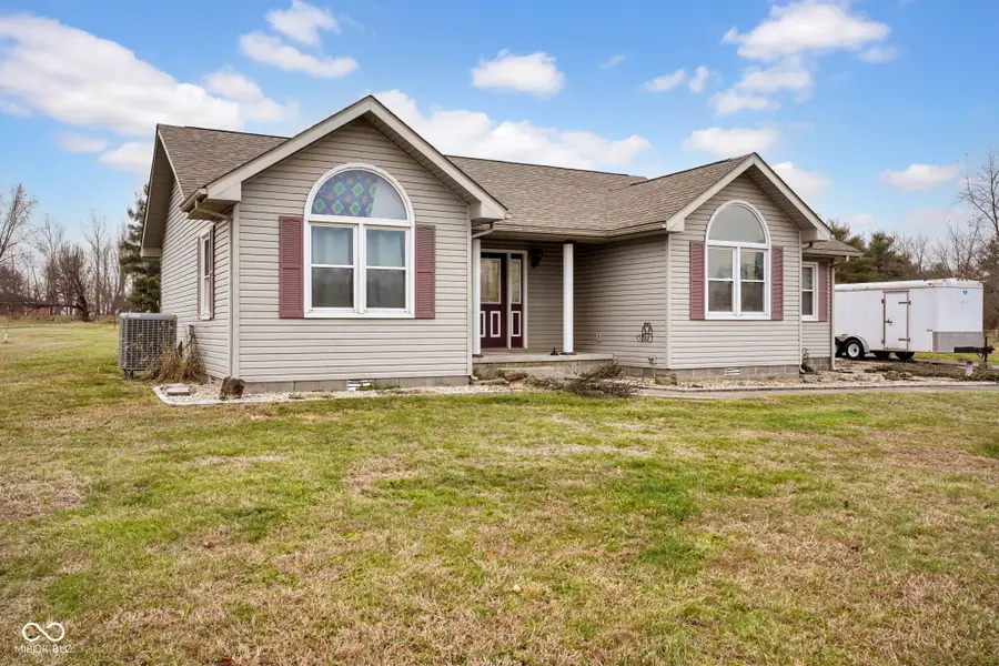 5250 N Camelot Way, North Vernon, IN 47265 - Image #2