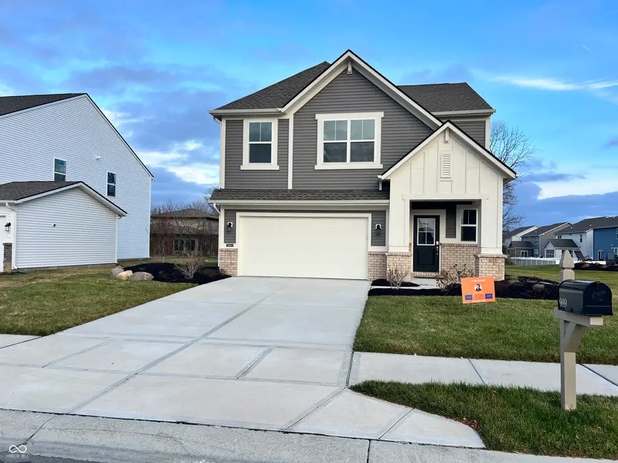 989 Kensington Drive, Danville, IN 46122 - #2