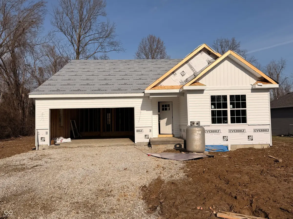 323 Jefferson Valley, Coatesville, IN 46121 - Image #1