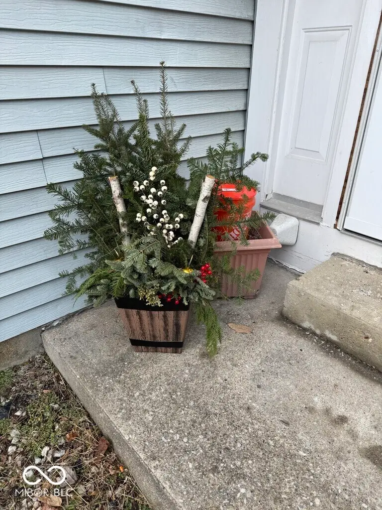 10186 Dedham Drive, Indianapolis, IN 46229 - Image #2