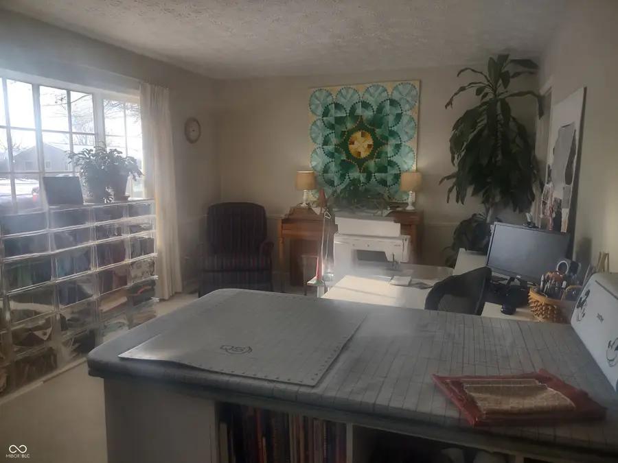 1313 W Roberts Avenue, Marion, IN 46952 - Image #3