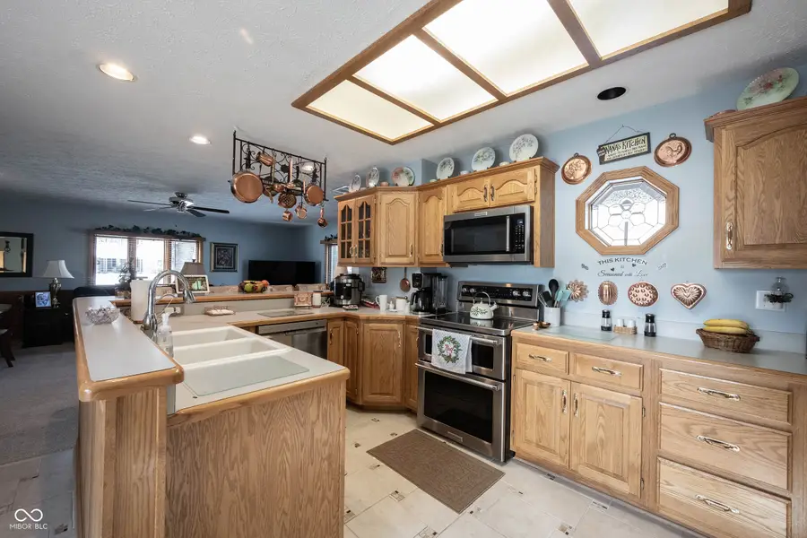 5179 W Blue Bell Drive, New Palestine, IN 46163 - Image #3