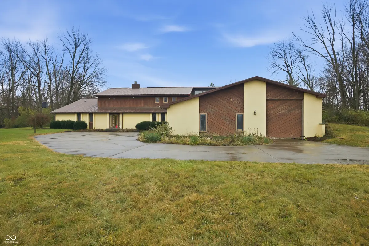 299 E 360 N, Anderson, IN 46012 - Image #1