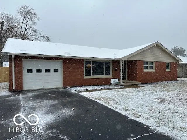 1612 Rocky Ford Road, Columbus, IN 47203 - Image #2