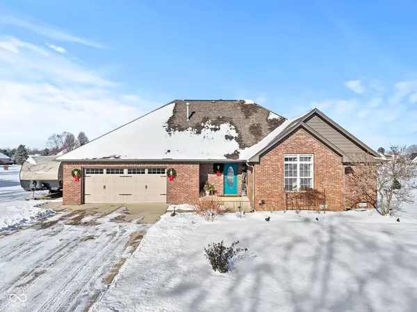 5624 W Stinemyer Road, New Palestine, IN 46163