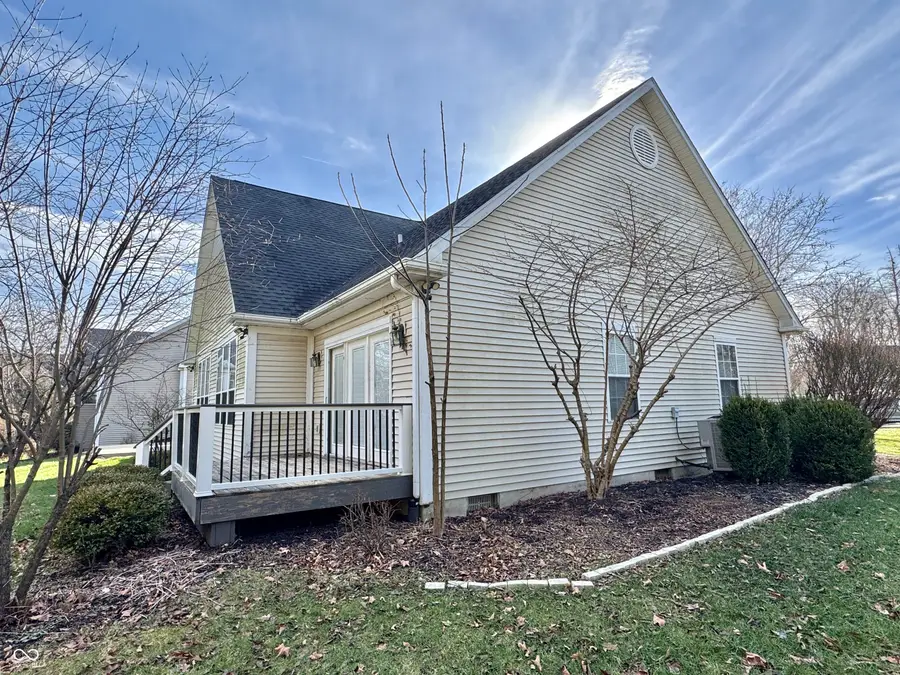 1230 Boxwood Court, Columbus, IN 47201 - Image #3