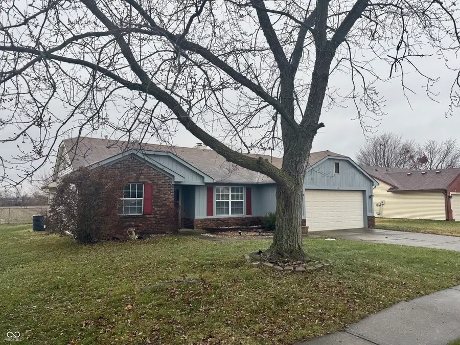 174 Country Aire Lane, Greenwood, IN 46143 - Image #3