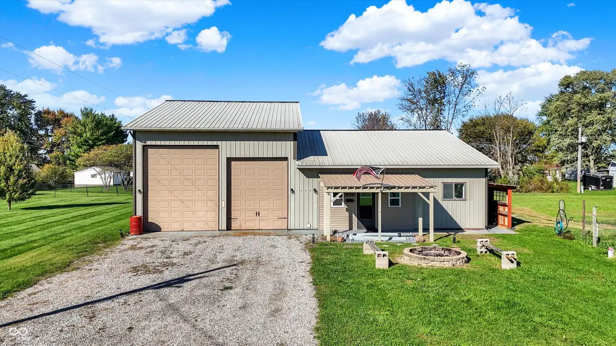 940 W 1090 N, Fountaintown, IN 46130 - Image #1