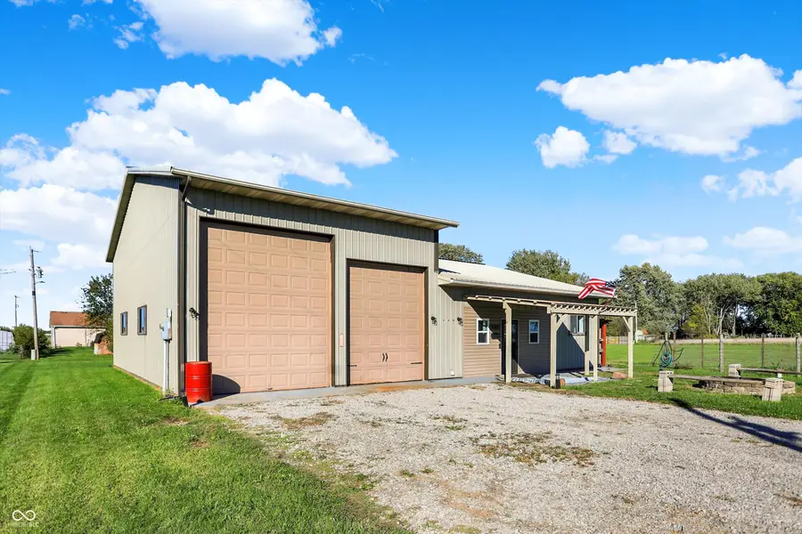 940 W 1090 N, Fountaintown, IN 46130 - Image #3