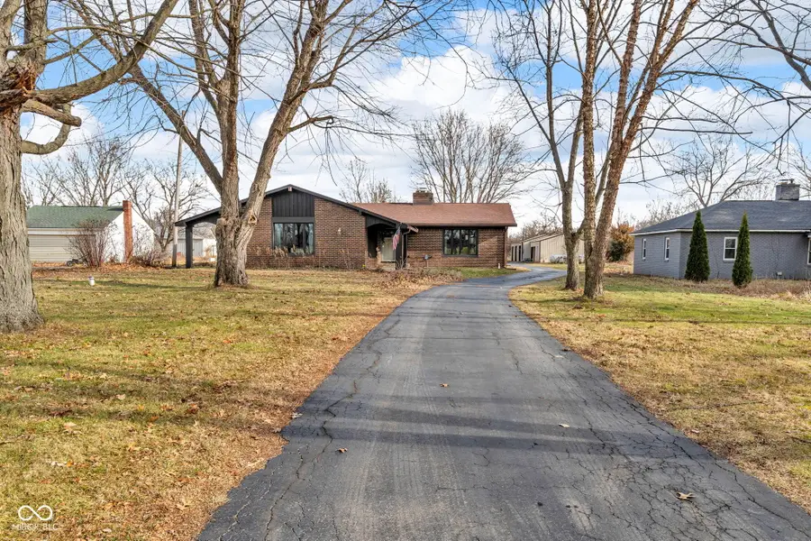 4601 S County Road 500 E, Plainfield, IN 46168 - Image #2