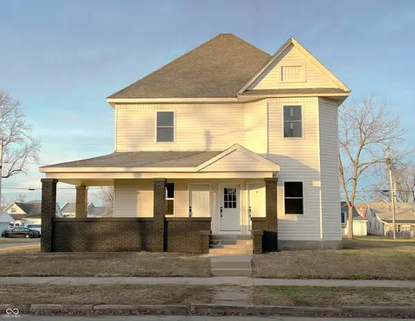 1702 S E Street, Elwood, IN 46036