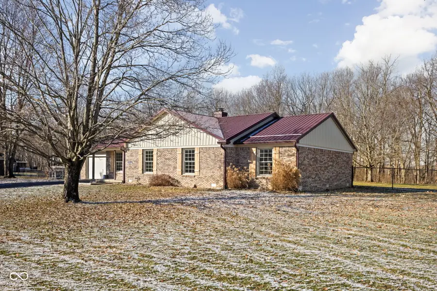 10699 N Carthage Pike, Carthage, IN 46115 - Image #2