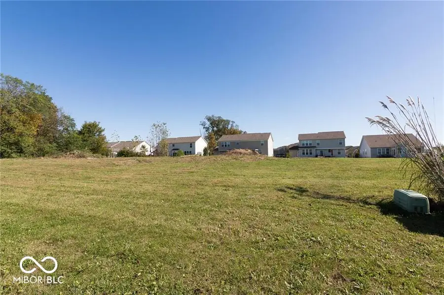 6651 Trail Ridge Way, Indianapolis, IN 46259 - Image #2