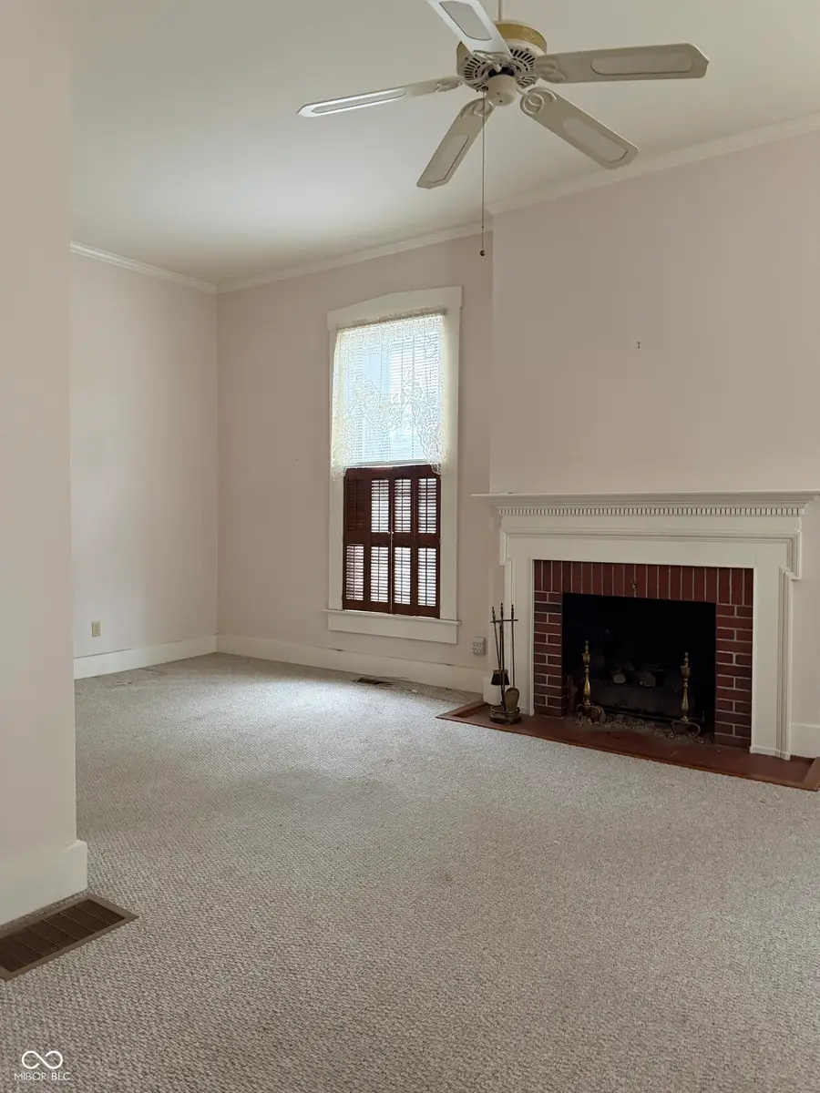 228 W Washington Street, Shelbyville, IN 46176 - Image #3