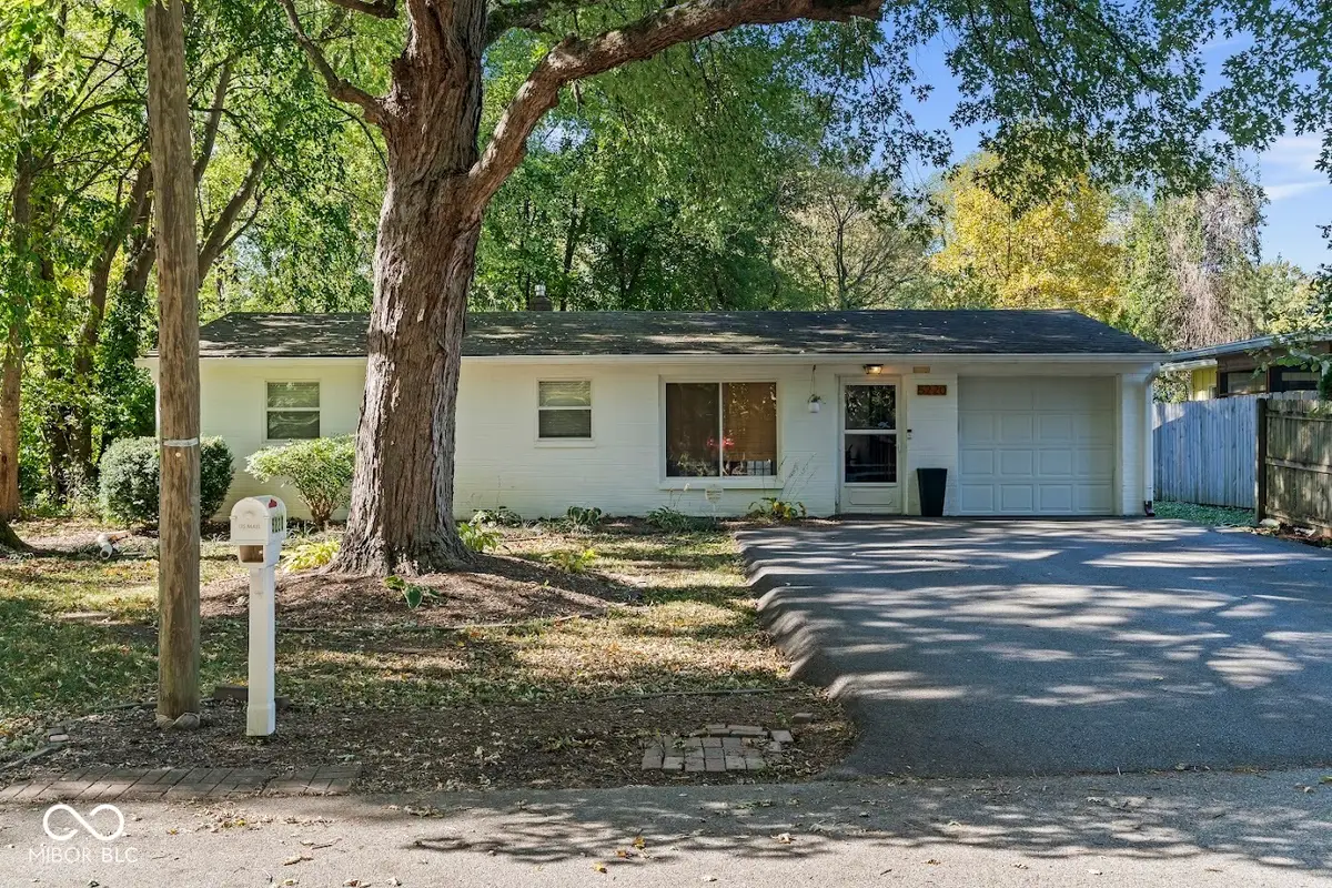 5220 Sunny Meade Lane, Indianapolis, IN 46208 - Image #1