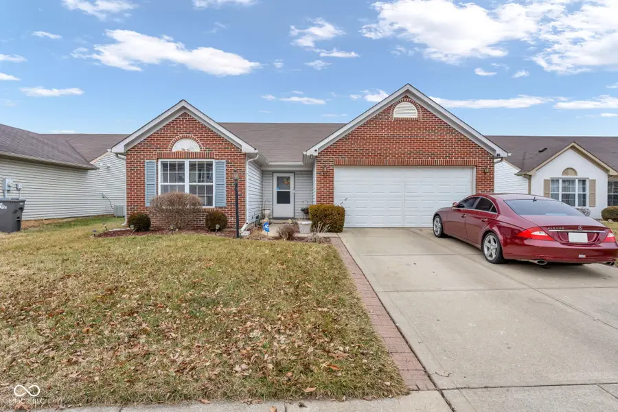 5850 Woodcote Drive, Indianapolis, IN 46221 - Image #2