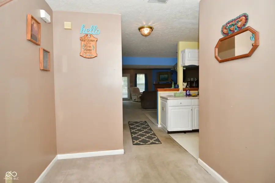 2261 Golden Eye Circle, Indianapolis, IN 46234 - Image #2