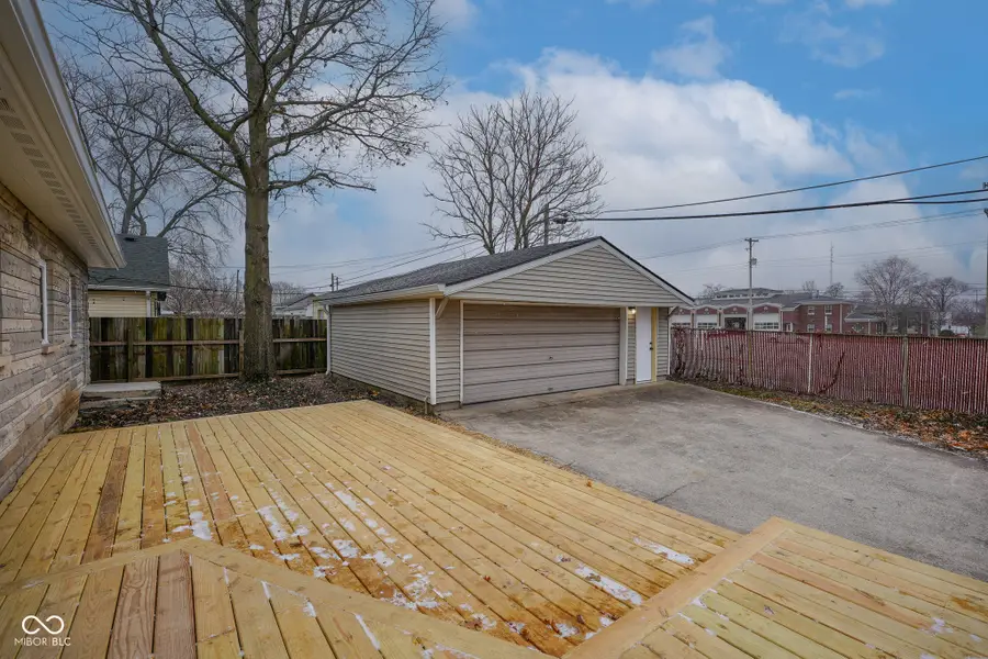 101 E Pearl Street, Greenwood, IN 46143 - Image #3