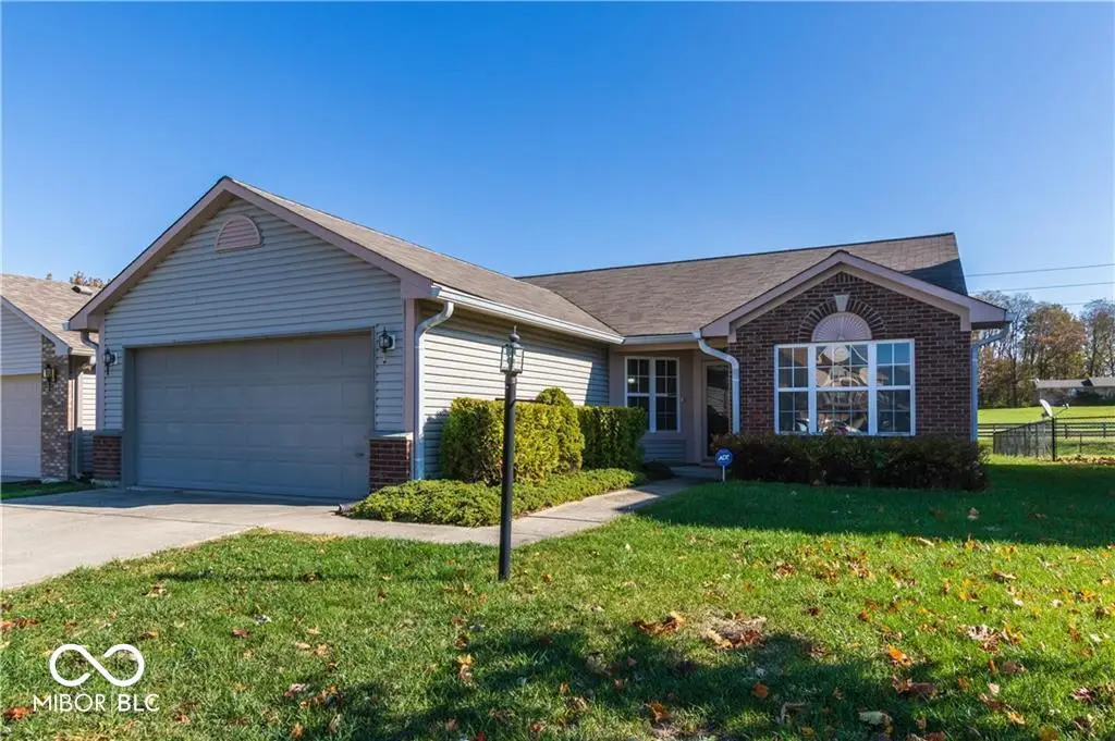 8433 Crosser Drive, Indianapolis, IN 46237 - Image #1