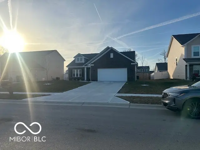 6569 W Sailboat Drive, Greenfield, IN 46140 - Image #2