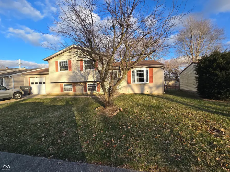 921 Waring Drive E, Indianapolis, IN 46229 - Image #3