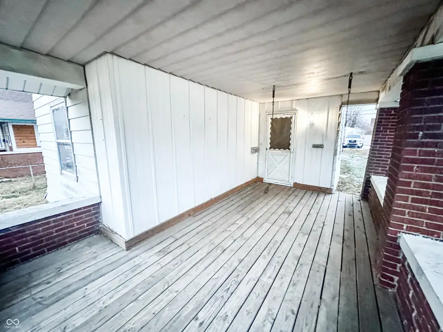 718 Main Street, Elwood, IN 46036 - Image #3