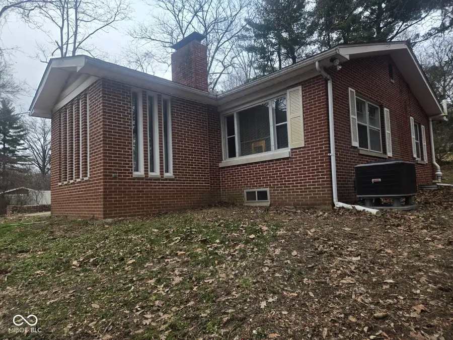 1040 S Fruitridge Avenue S, Terre Haute, IN 47803 - Image #3