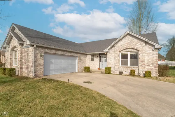 845 Robin Wood Place, Greencastle, IN 46135