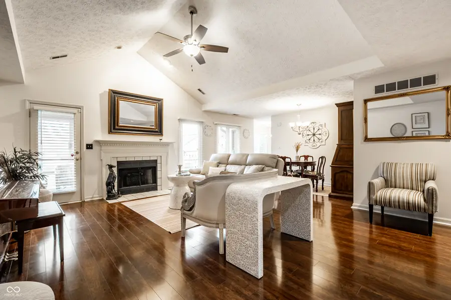 1733 Cloister Drive, Indianapolis, IN 46260 - Image #2