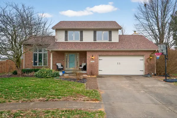 2865 Foxridge Circle, Columbus, IN 47203