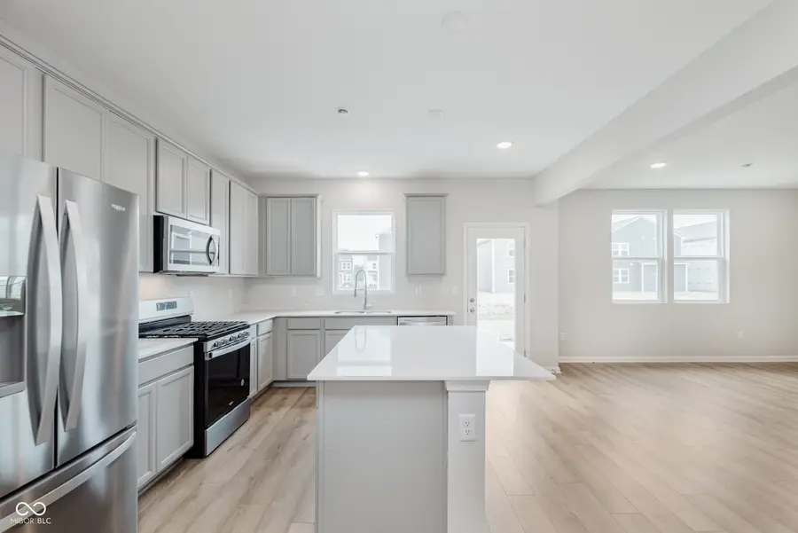 3894 Riverstone Drive, Whitestown, IN 46075 - Image #2