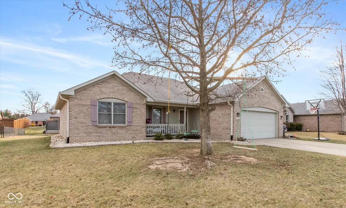377 Savannah Drive, Greenwood, IN 46142 - Image #1