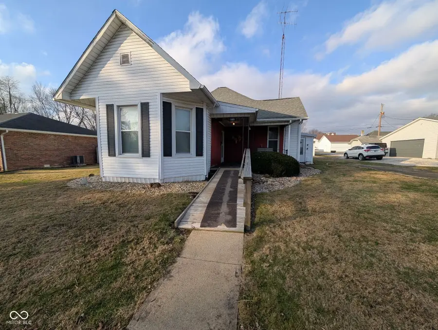 1885 E Voorhees Street, Harmony, IN 47853 - Image #2