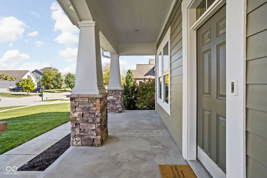 9159 Brookstone Place, Zionsville, IN 46077 - Image #3