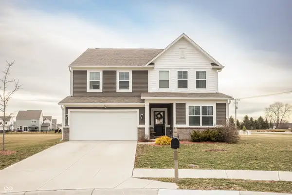 6962 Gem Creek Lane, Whitestown, IN 46075