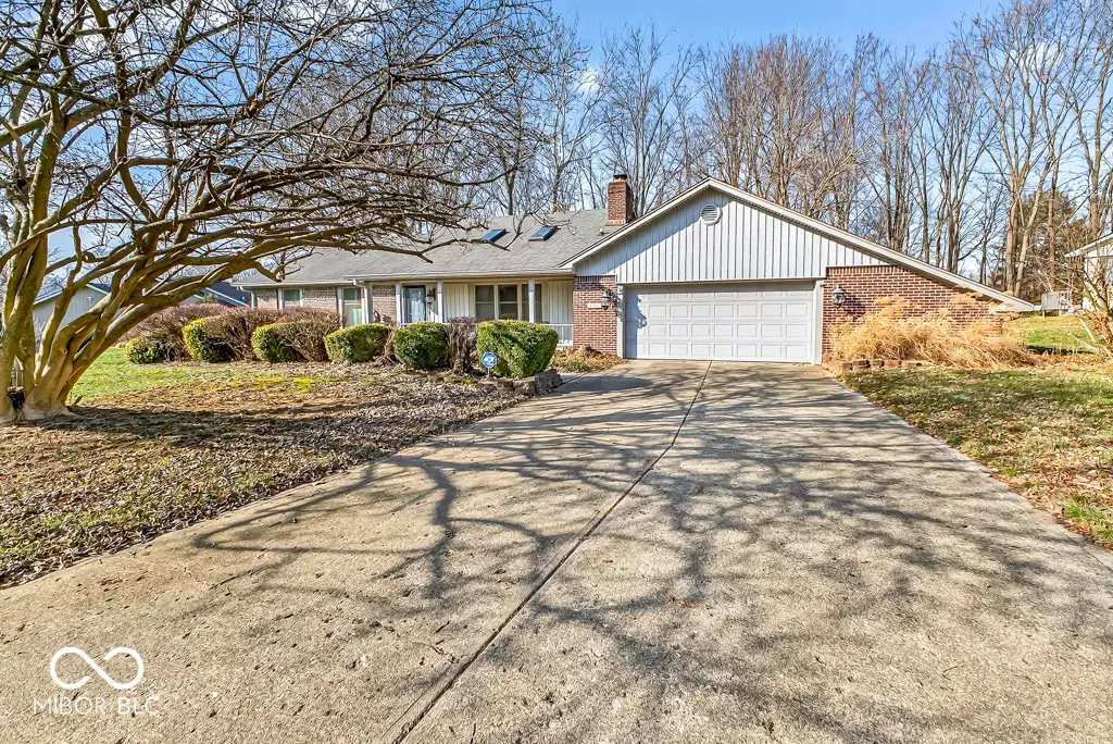 1952 Skyline Drive, Greenwood, IN 46143 - Image #1