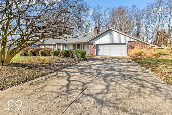 1952 Skyline Drive, Greenwood, IN 46143