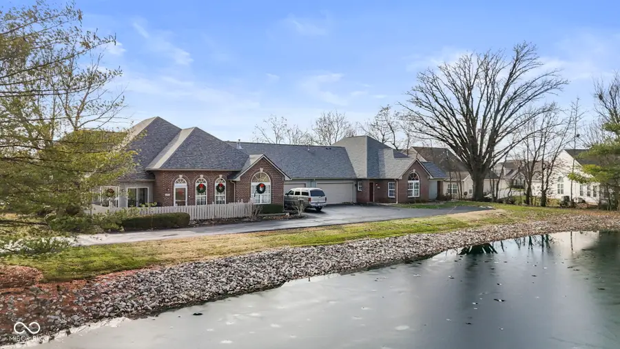 2712 Reflection Way, Greenwood, IN 46143 - Image #3