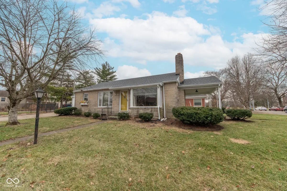 2429 Washington Street, Columbus, IN 47201 - #1