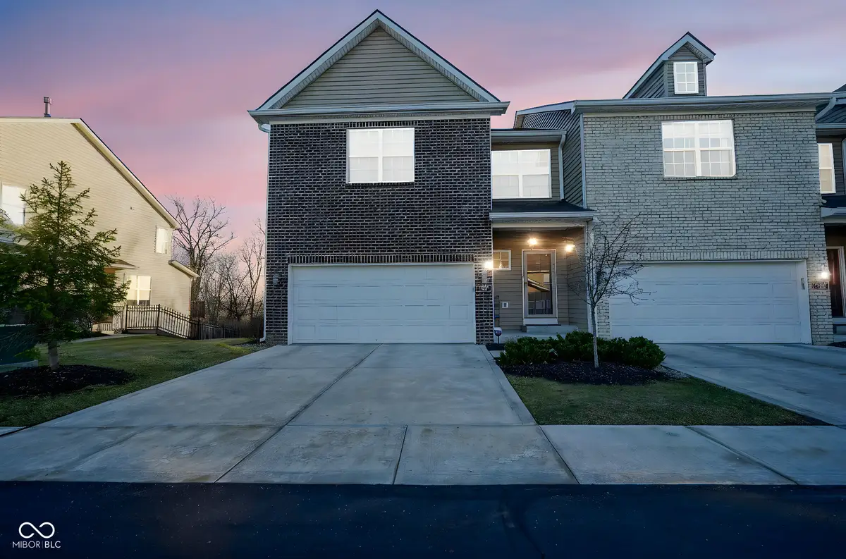 9749 Thorne Cliff Way #105, Fishers, IN 46037 - Image #1