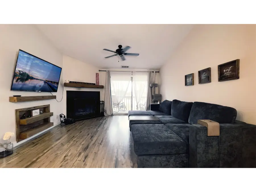 12555 Timber Creek Drive #UNIT 8, Carmel, IN 46032 - Image #3