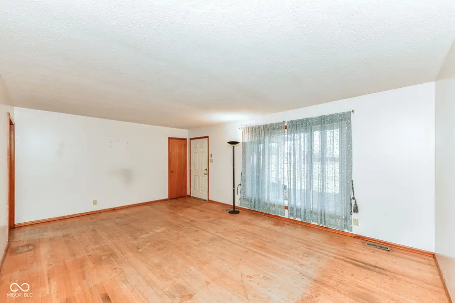 4205 Solun Road, Indianapolis, IN 46221 - Image #3