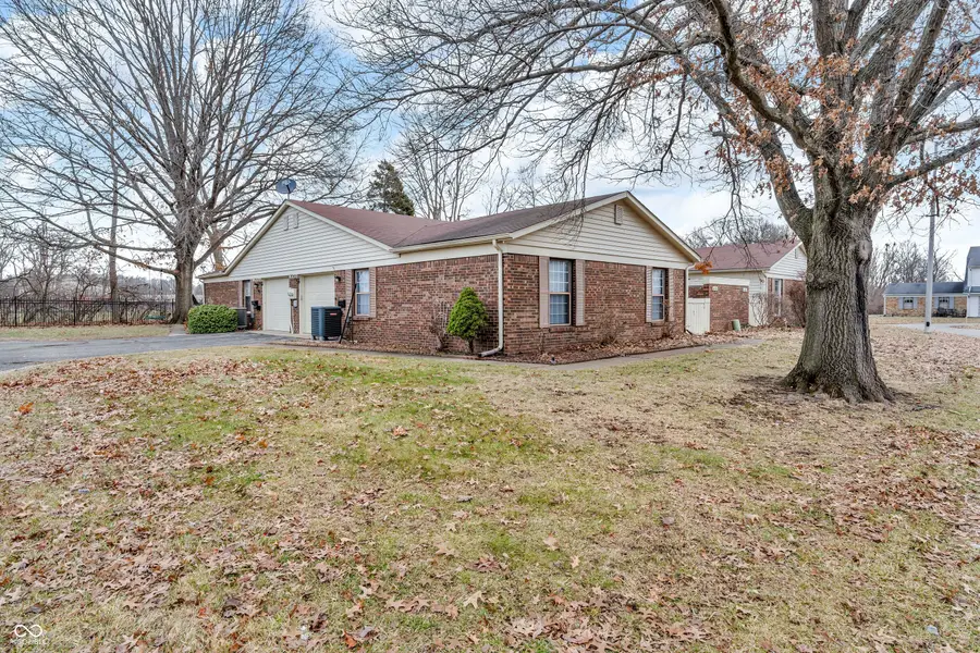 4408 Clovelly Court, Indianapolis, IN 46254 - Image #2