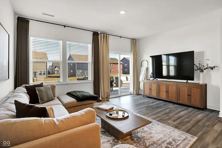 727 Oxford Lane, Danville, IN 46122 - Image #2