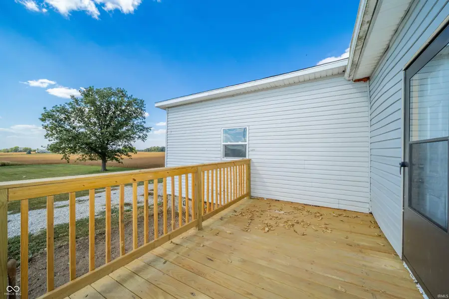 5694 E Us Highway 36, Mooreland, IN 47360 - Image #3