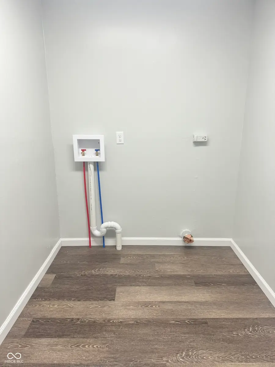 829 W 300 S, Crawfordsville, IN 47933 - Image #2