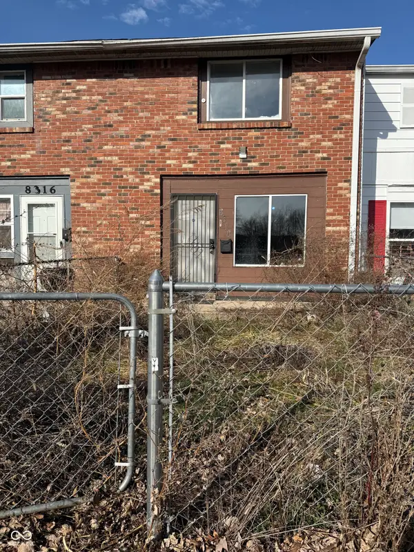 8318 Meadowlark Drive, Indianapolis, IN 46226