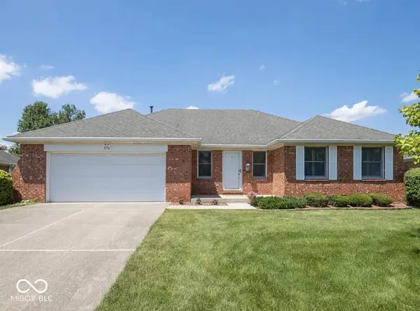 370 Vinewood Drive S, Brownsburg, IN 46112